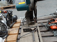 Afkortzaag makita - afbeelding 2 van  7