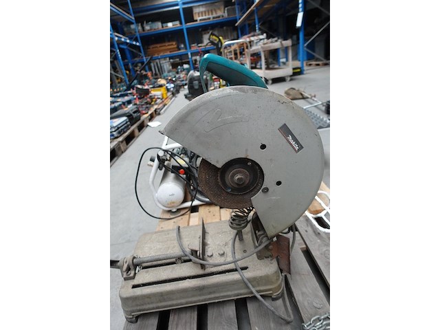 Afkortzaag makita - afbeelding 4 van  7