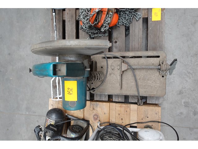 Afkortzaag makita - afbeelding 5 van  7