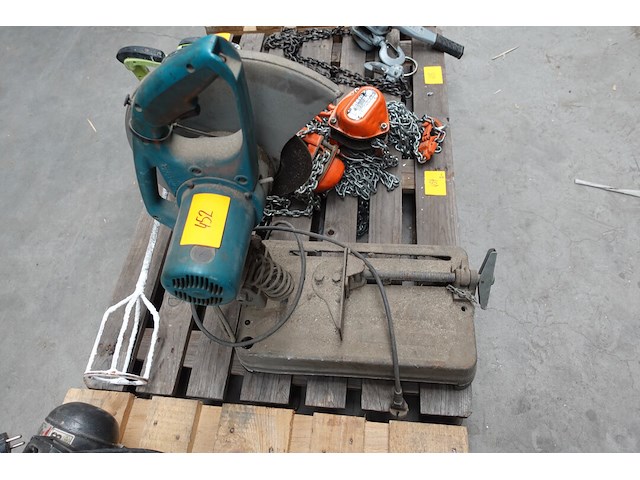 Afkortzaag makita - afbeelding 7 van  7