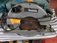 Afkortzaag makita - afbeelding 1 van  3
