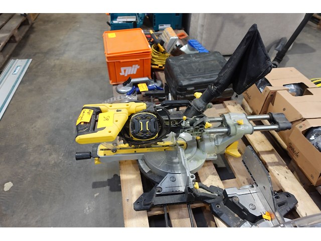 Afkortzaag powerplus - afbeelding 4 van  5