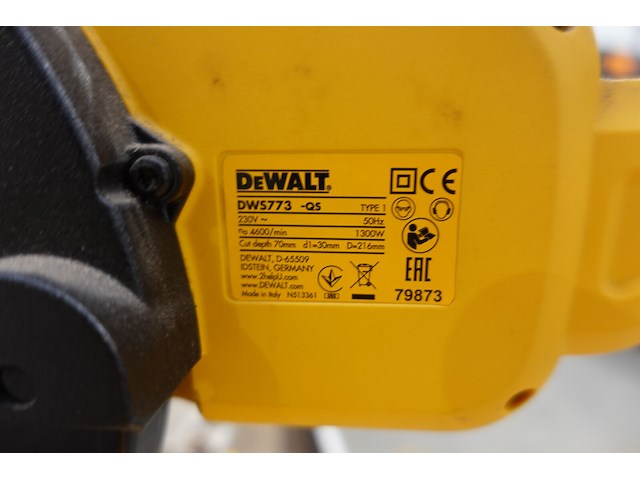 Afkortzaag + radio dewalt - afbeelding 5 van  10