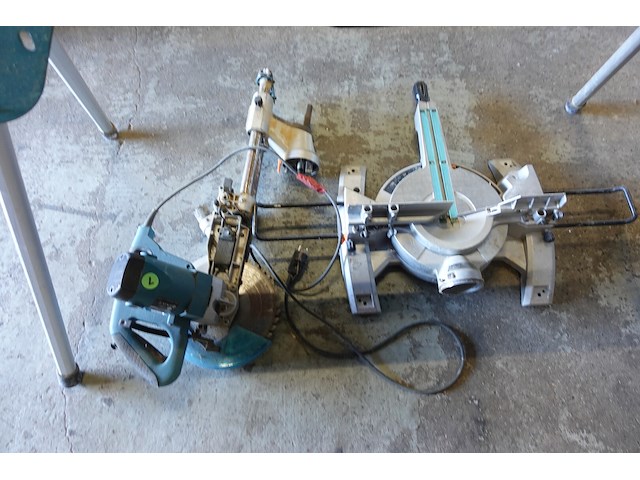 Afkortzaag & schraag makita - afbeelding 3 van  5