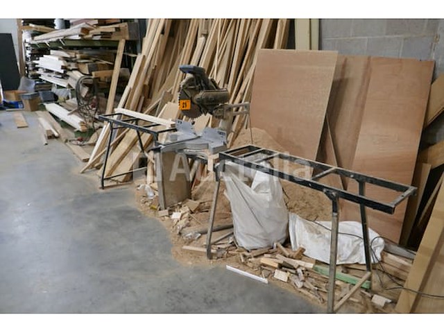 Afkortzaagmachine elu + verstelbare hulponderstellen - afbeelding 3 van  6