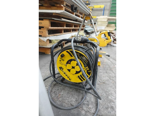 Afkotzaag dewalt - afbeelding 7 van  8