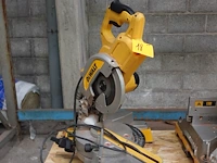 Afkotzaag dewalt