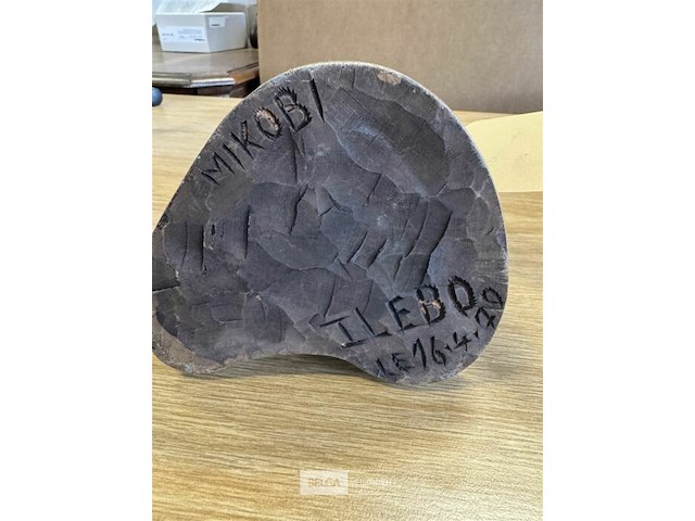 Afrikaans beeldhouwwerk - afbeelding 5 van  5