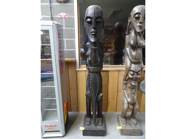 Afrikaans houten beeld - afbeelding 1 van  3