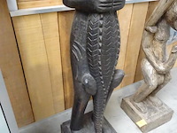 Afrikaans houten beeld - afbeelding 3 van  3