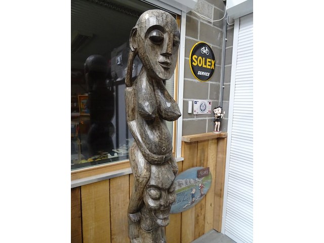 Afrikaans houten beeld - afbeelding 2 van  3