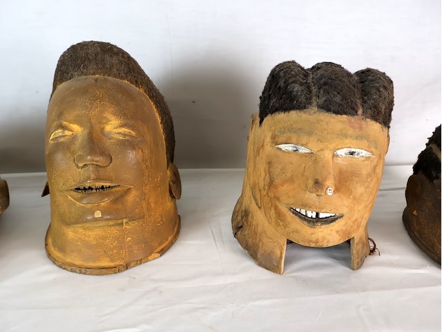 Afrikaans houten helmmasker (x5) - afbeelding 7 van  13