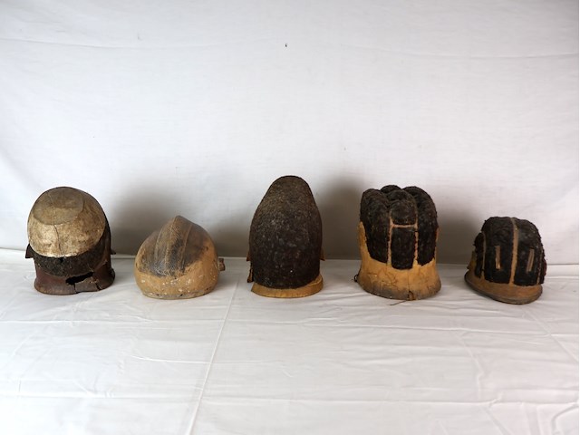 Afrikaans houten helmmasker (x5) - afbeelding 13 van  13