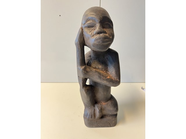 Afrikaanse denker - afbeelding 1 van  6