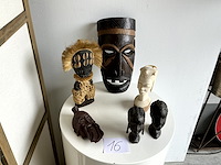 Afrikaanse maskers en sculpturen - afbeelding 1 van  1