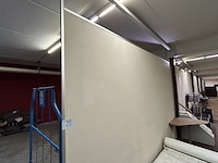 Afscheidingswand in l-vorm - afbeelding 1 van  8