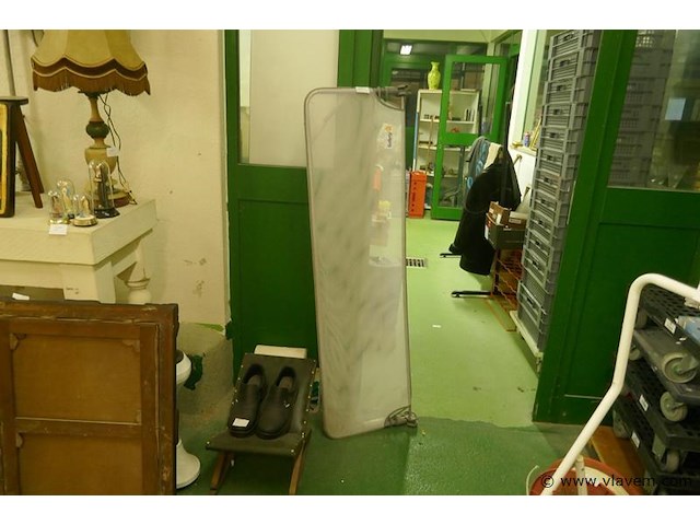 Afsluiting voor rand van bed - afbeelding 1 van  1