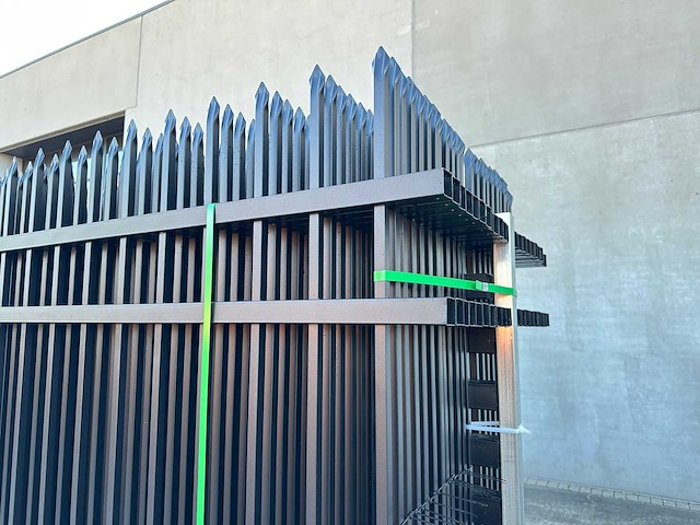 Afsluiting/hekwerk - afbeelding 2 van  14