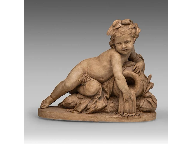 After augustin pajou (1730-1809), putto near the well, patinated terracotta 43 x 50 cm. (16.92 x 19.67 in.) - afbeelding 1 van  6