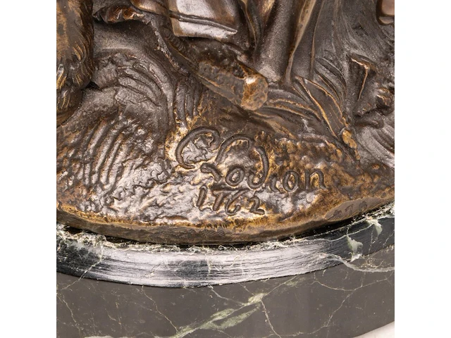 After clodion (1738-1814), bacchanal group, patinated bronze on a vert de mer marble base the bronze: 40 cm. (15 3/4 in.), including the base: 43 cm. (16.92 in.) - afbeelding 8 van  10