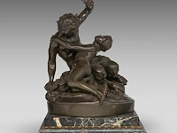 After clodion (1738-1814), bacchanal, patinated bronze on a marble base bronze 37 x 35 cm. (14.57 x 13.77 in.), incl. base 42 x 37 cm. (16.53 x 14.57 in.) - afbeelding 5 van  8