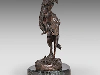 After frederic sackrider remington (1861-1909), 'rattlesnake', patinated bronze on a marble base the bronze: 22 cm. (8.66 in.), including the base: 24.5 cm. (9.65 in.) - afbeelding 5 van  8