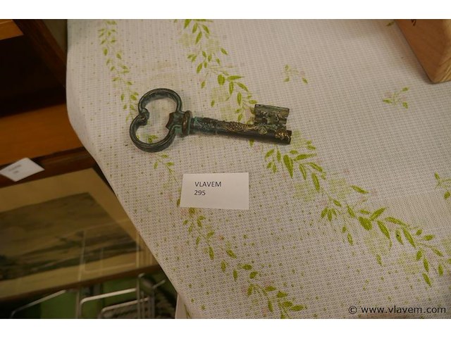 Aftrekker en wijnopener in 1 - afbeelding 1 van  1