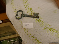 Aftrekker en wijnopener in 1 - afbeelding 1 van  1