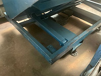Afval kipcontainer - afbeelding 4 van  5