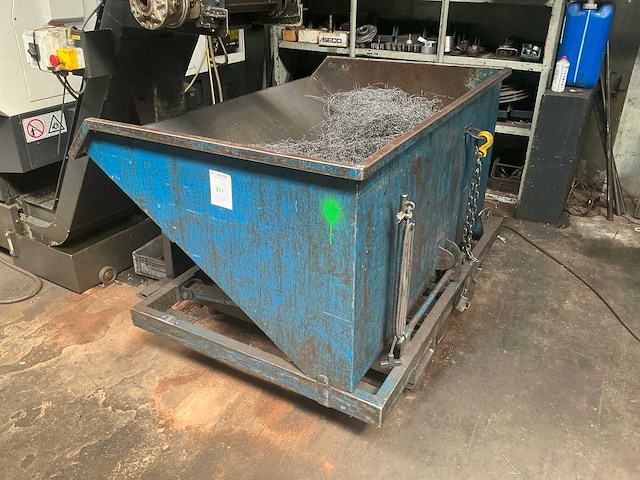 Afval kipcontainer - afbeelding 1 van  6