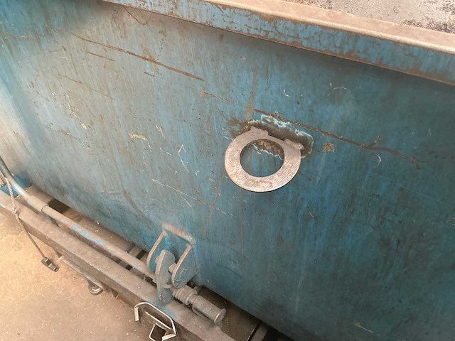 Afval kipcontainer - afbeelding 5 van  6