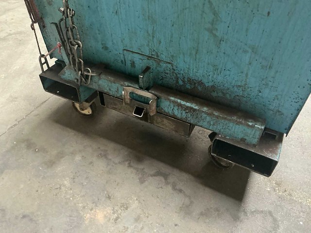Afval kipcontainer - afbeelding 5 van  7