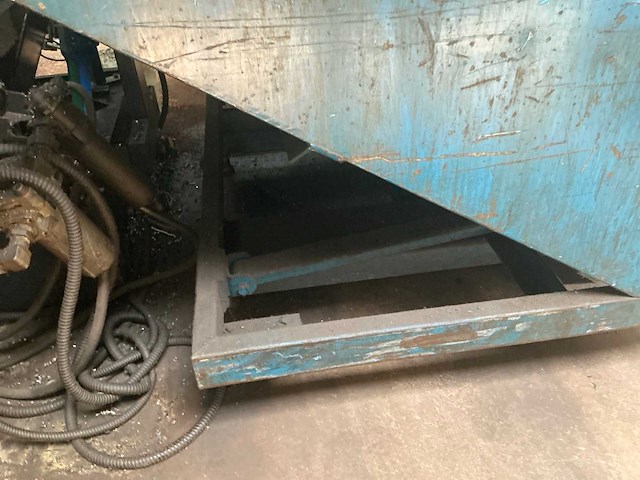Afval kipcontainer - afbeelding 5 van  5