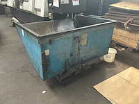 Afval kipcontainer - afbeelding 2 van  4