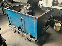 Afval kipcontainer - afbeelding 4 van  6