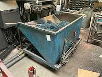 Afval kipcontainer - afbeelding 1 van  4