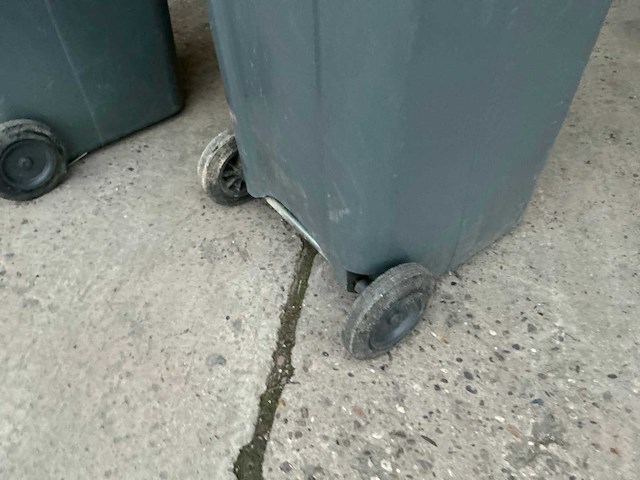 Afvalcontainer (2x) - afbeelding 4 van  6