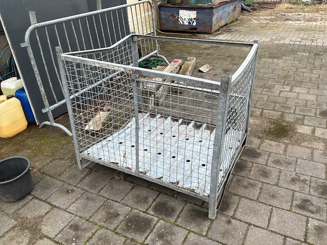 Afvalcontainer en diversen - afbeelding 4 van  13