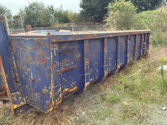 Afvalcontainer en diversen - afbeelding 10 van  13