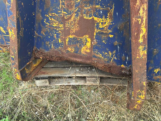 Afvalcontainer en diversen - afbeelding 13 van  13