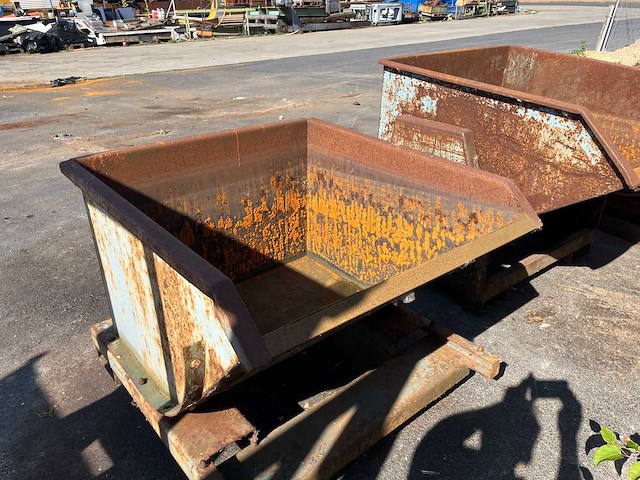 Afvalcontainer - afbeelding 4 van  4