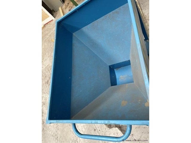 Afvalcontainer - afbeelding 2 van  3