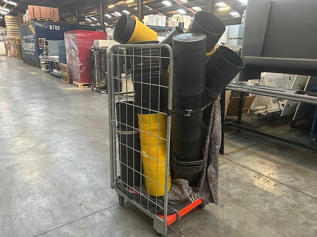 Afvalcontainer - afbeelding 1 van  17