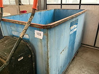 Afvalcontainer - afbeelding 3 van  4