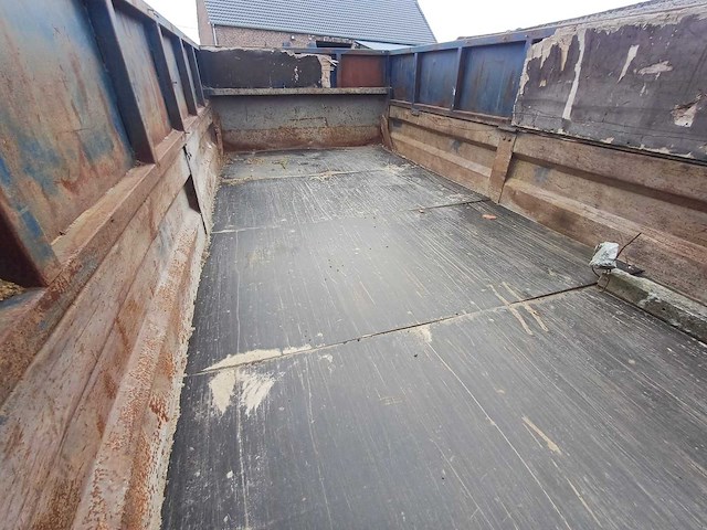 Afvalcontainer - afbeelding 6 van  7