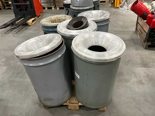 Afvalemmers & prullenbakken (11x) - afbeelding 2 van  5