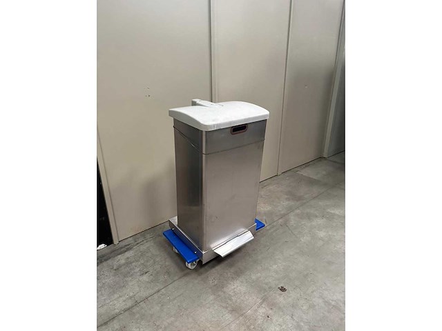 Afvalemmers & prullenbakken - afbeelding 2 van  4