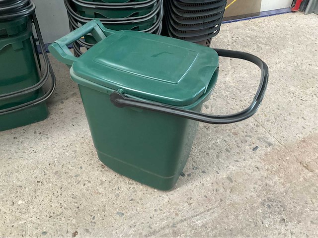 Afvalemmers - afbeelding 1 van  2