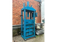 Afvalpers - afbeelding 2 van  8