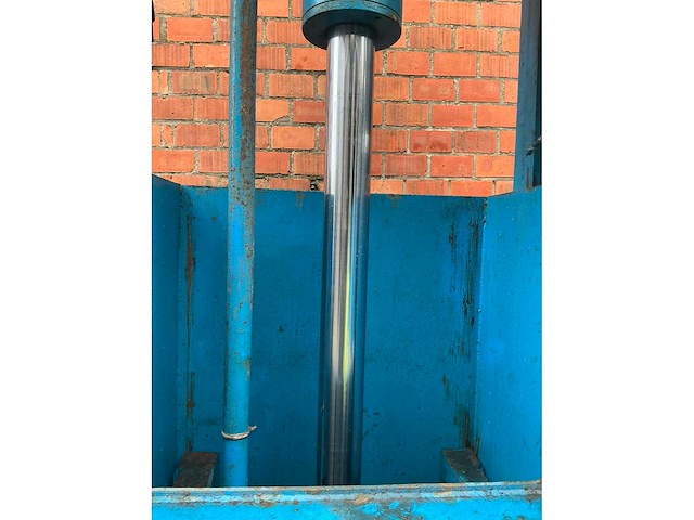 Afvalpers - afbeelding 6 van  8